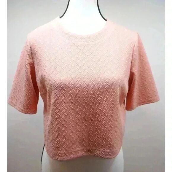 Forever 21 Short Sleeve Textured Crop Top, Size M - Picture 1 of 12